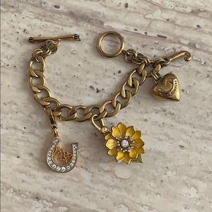 Juicy charm bracelet